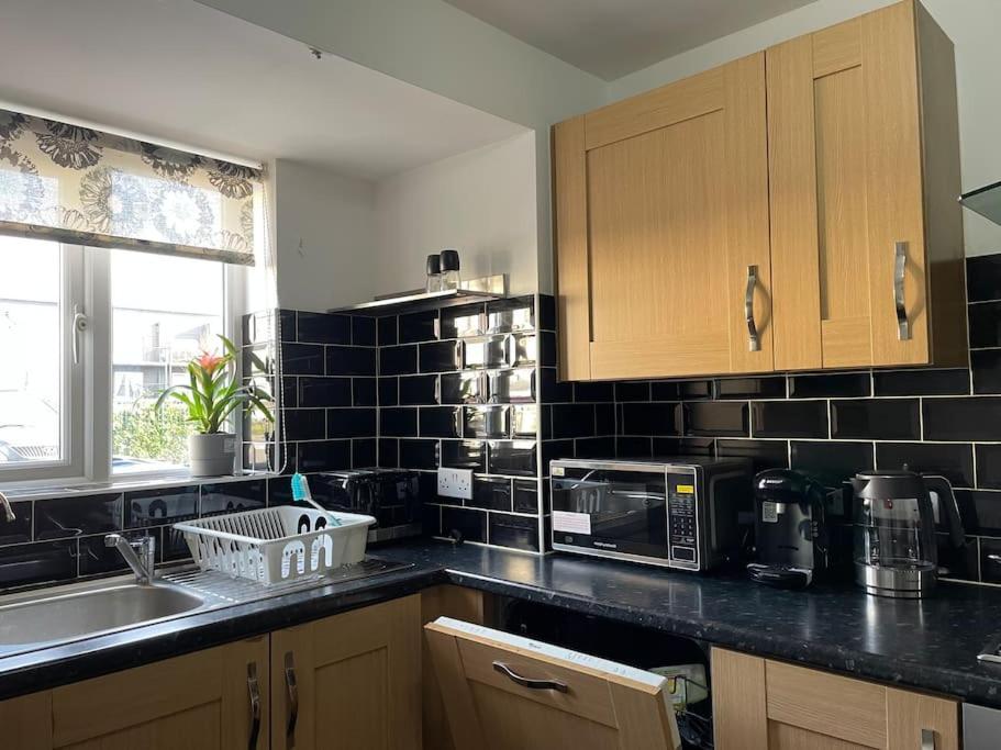 Luxury 4 Large Bedrooms West Thurrock 3 Bathrooms 1 En Netflix Free Parking Grays